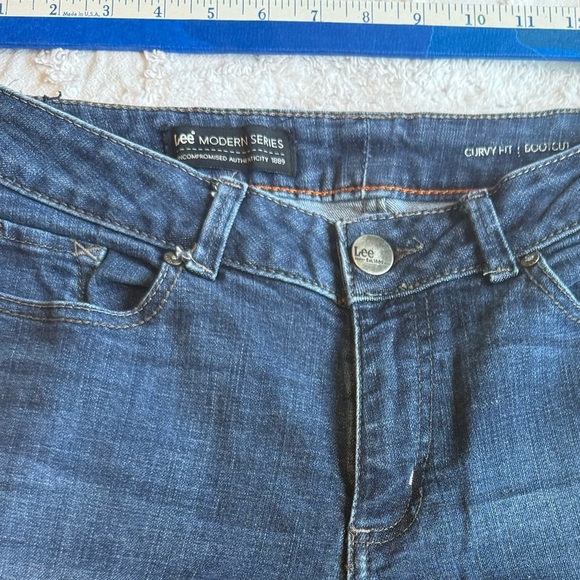 Lee modern series curvy bootcut size 10  B1. EUC - Picture 1 of 9